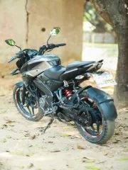 Bajaj Pulsar NS 160 Twin Disc